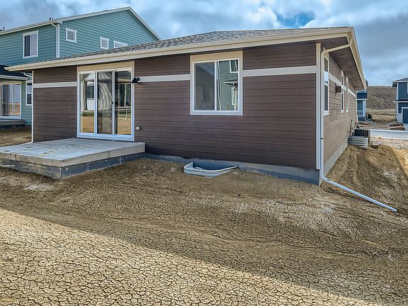 4th image of 2483 White Pelican Ave