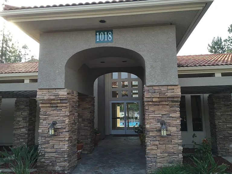 1023 Vista Del Cerro Dr #203 — Photo 3