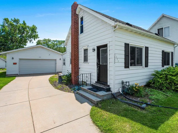 1232 Doblon St, Green Bay, WI 54302