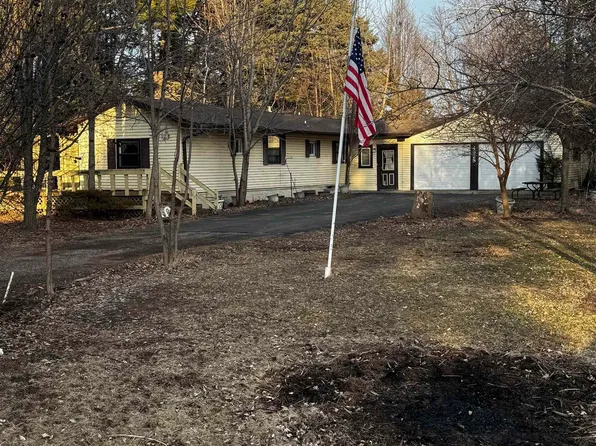 4628 Melody Ln, Oshkosh, WI 54904