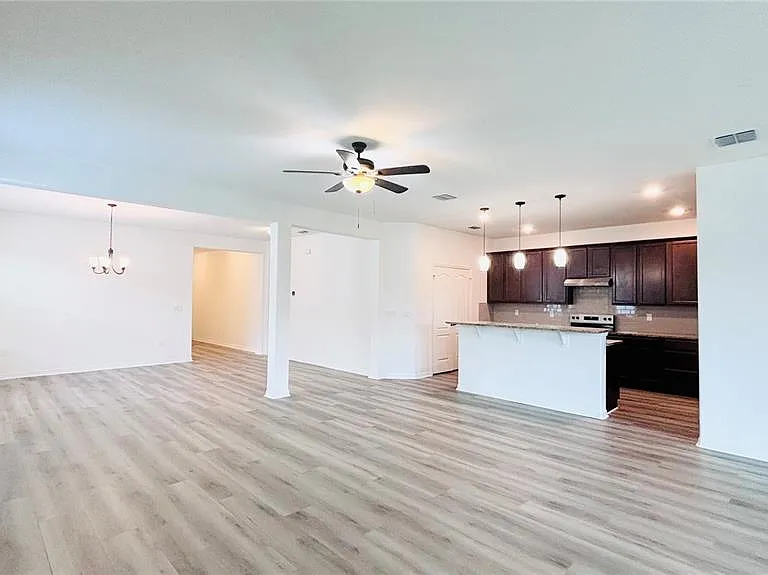 557 Scott Lake Creek Ln — Photo 8