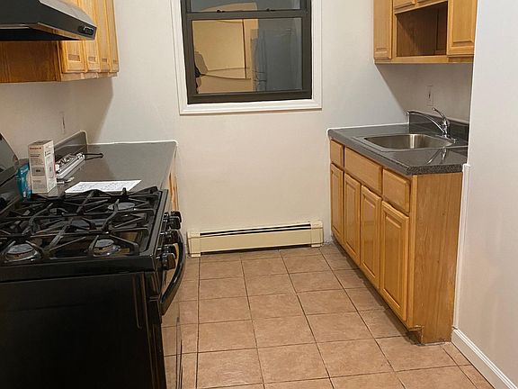 5th image of 397 Westervelt Ave APT 1
