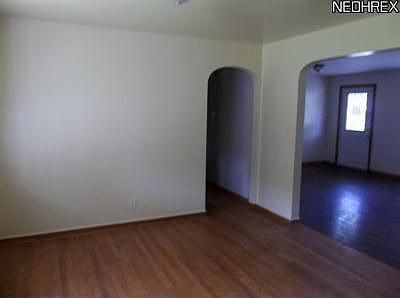 5th image of 321 Mansell Dr