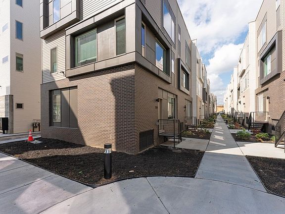 2nd image of 2131 Kensington Ave