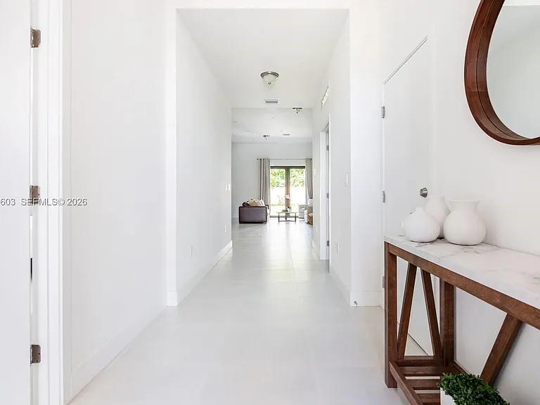 19452 SW 124th Ct — Photo 5