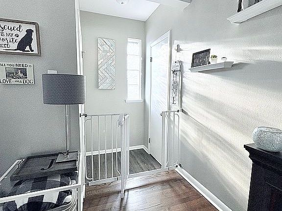 4th image of 8981 Clinton River Rd