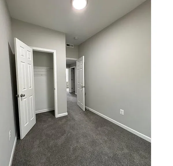 500 N Edgewood St — Photo 12