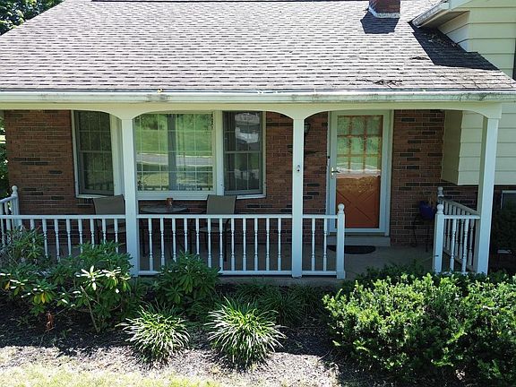 3rd image of 2862 New Hanover Square Rd