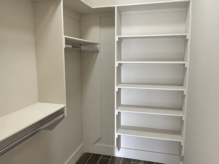 Custom closet