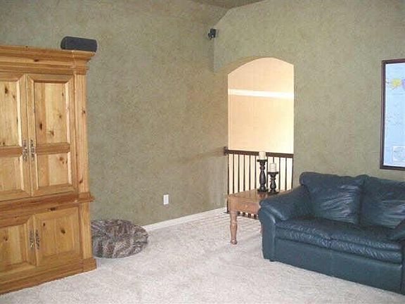 5th image of 2768 Marshall Dr