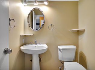 2407 Leeper Dr APT B, Champaign, IL