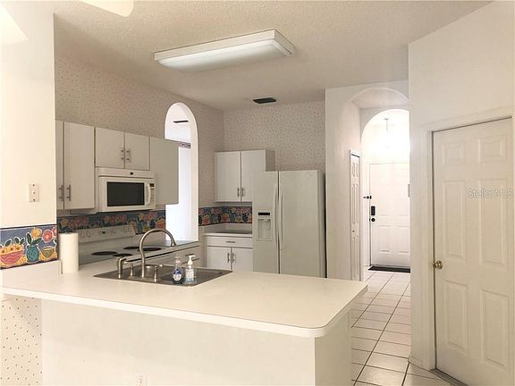 5th image of 1627 Fennsbury Ct