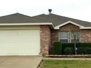 3913 Fox Trot Dr, Fort Worth, TX 76123