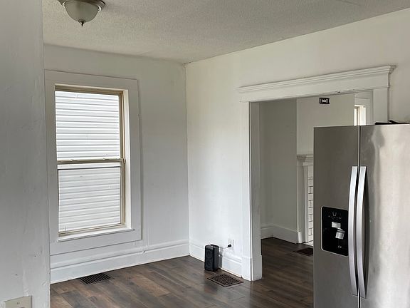2nd image of 412 E 17th Ave