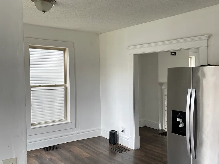 412 E 17th Ave — Photo 2