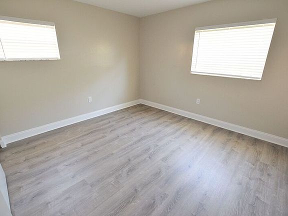 3rd image of 1102 Elmwood St APT D