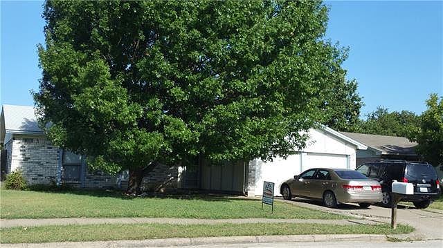 1st image of 3426 Daniel Dr