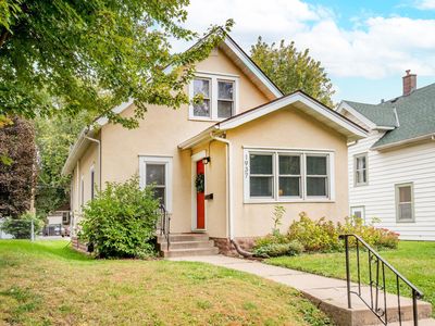 1937 Hayes St NE, Minneapolis, MN, 55418