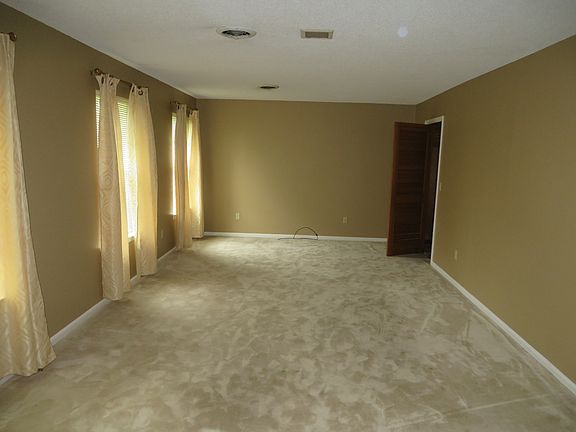 3rd image of 1116 N 6th St
