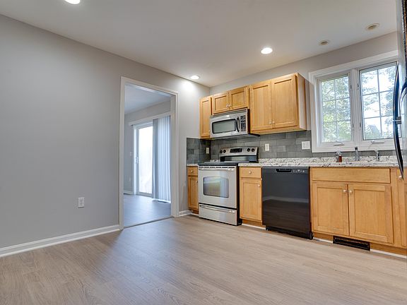 5th image of 7 Acton Street #A