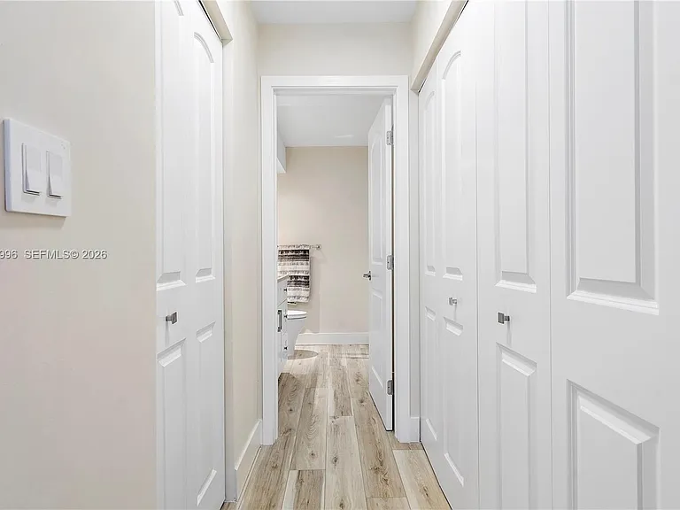 230 Lakeview Dr #106 — Photo 34