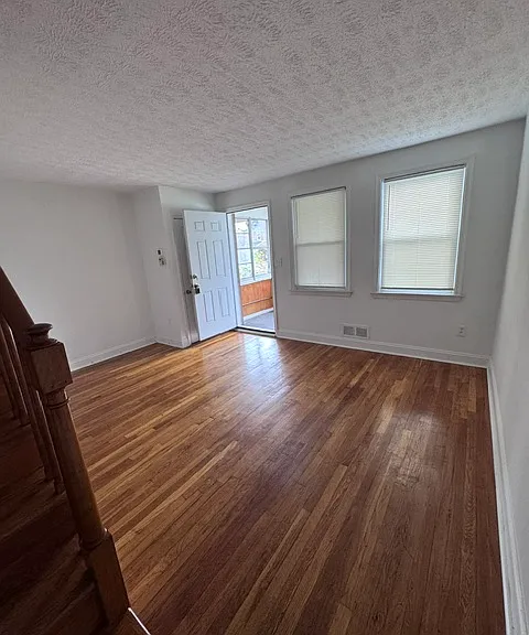 7265 Gough St — Photo 3