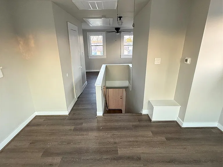 4103 Delhi St — Photo 11