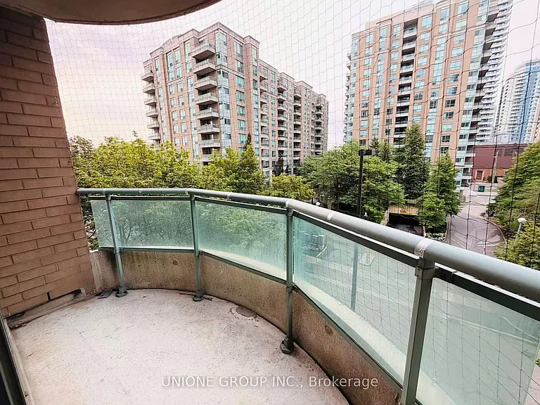 8 Pemberton Ave #506 — Photo 17