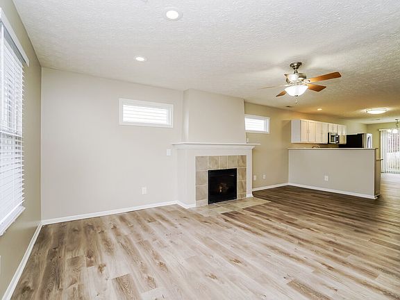 5th image of 5578 Limerock Dr