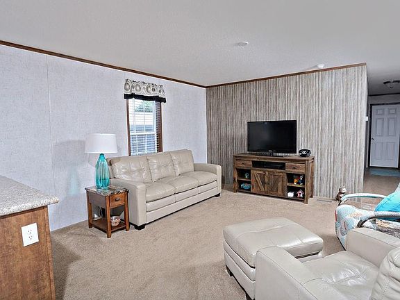 2nd image of 3843 Sandpiper Ln