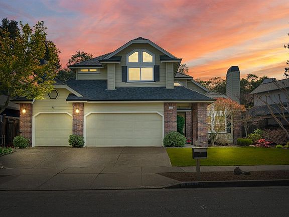 3rd image of 1143 Forest Glen Way