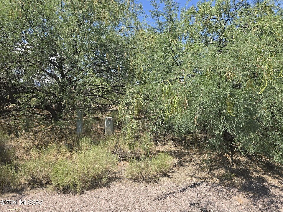 2nd image of W Foothill Pl Unit 20