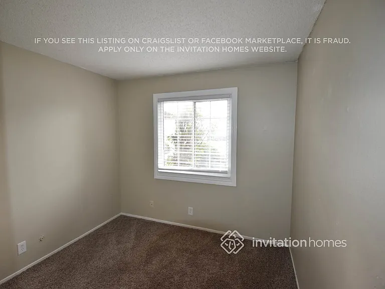 2365 La Loma Dr — Photo 6