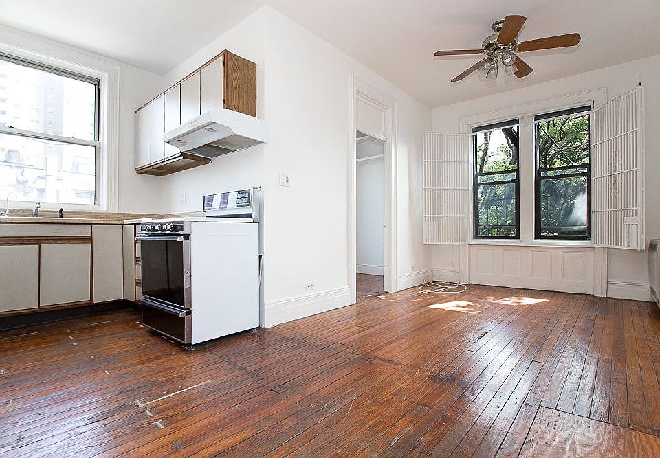 1st image of 340 E 6th St APT 15