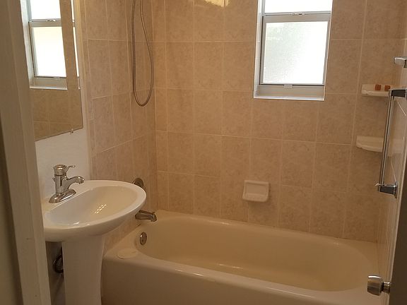 4th image of 1715 NE 49th St