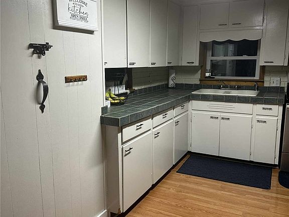 5th image of 595 Jersey Ridge Rd