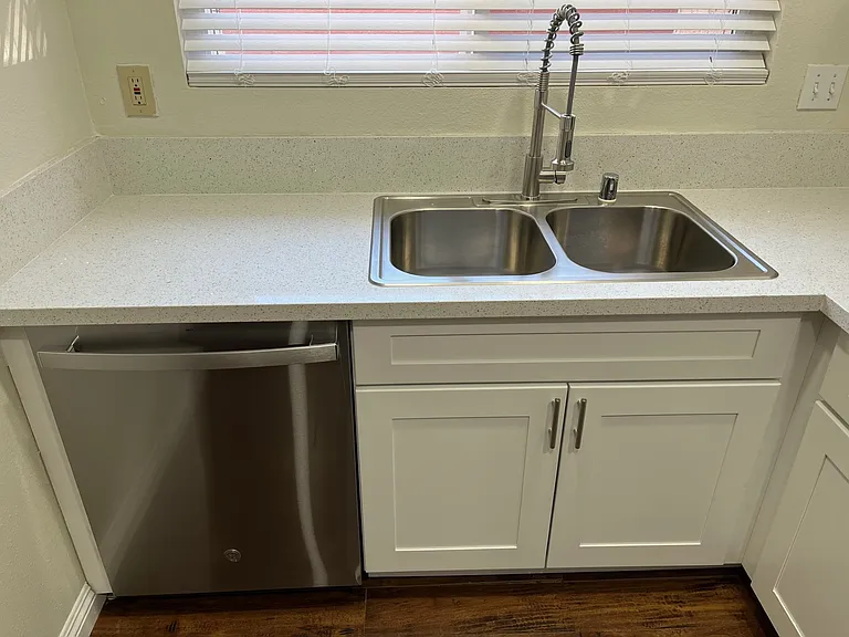 4690 Monterey Cir #3 — Photo 8