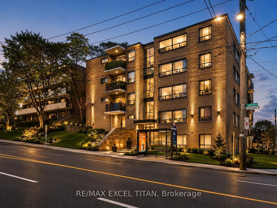 2507 Eglinton Ave W #103