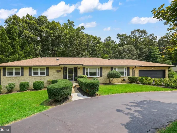 6916 Harvey Rd, Manassas, VA 20112
