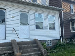 204 Latimer Ave APT 1, Strabane, PA 15363