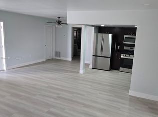 11431 NW 35th St, Fort Lauderdale, FL 33323