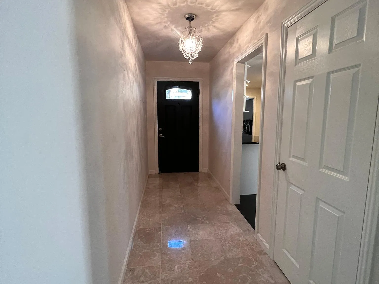 1386 Bedford St — Photo 3