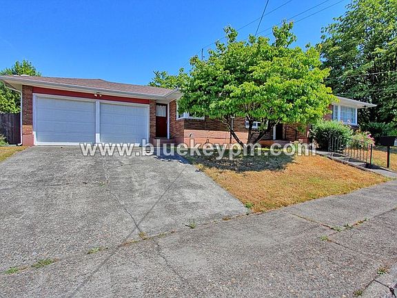 4th image of 1102 NW 41st St