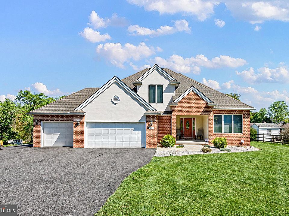 1st image of 38 Drexel Dr