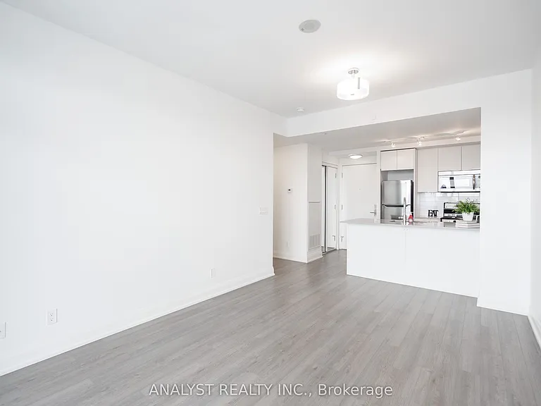 56 Annie Craig Dr #3707 — Photo 2