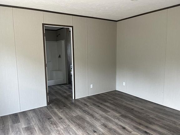 3rd image of 2 Kaylee Ln