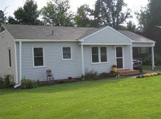147 Mohawk Dr, Paducah, KY 42001