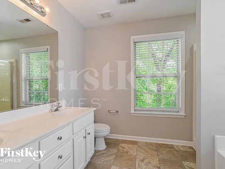 11735 Hawick Valley Ln — Photo 12