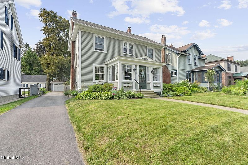 2nd image of 50 Washington Road