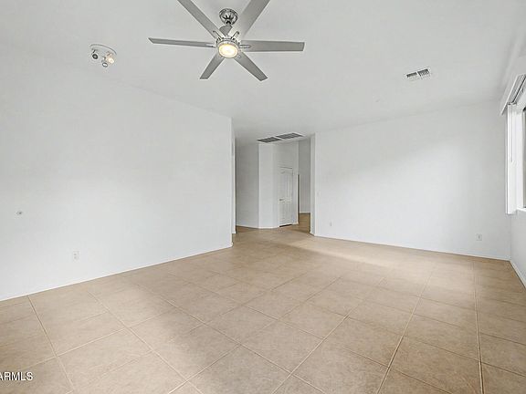 5th image of 16813 W SHARON Drive